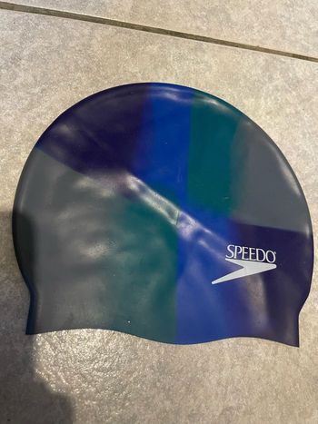 Bonnet piscine