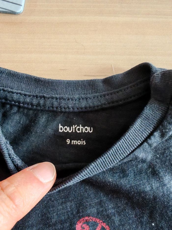 T-shirt noir marque Bout'Chou 9 mois - photo numéro 2