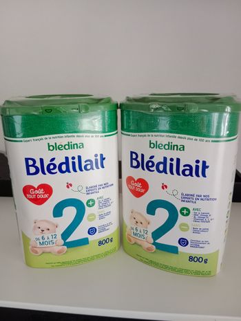 Lot de lait 2eme age