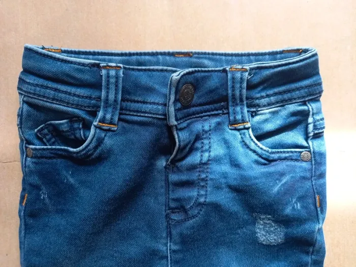 Jeans 6 mois - photo numéro 2
