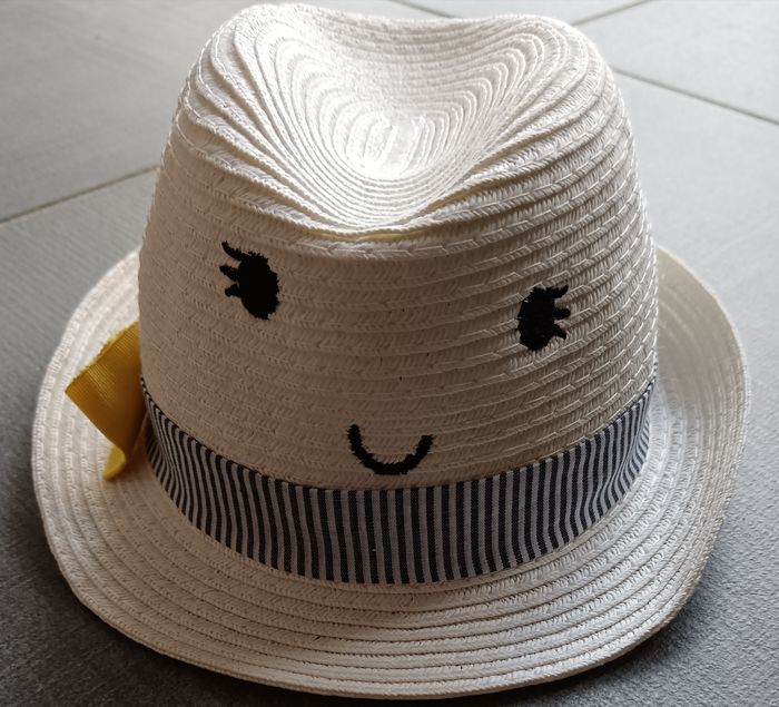 Chapeau bébé