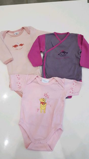 Lot 3 bodies 3 mois