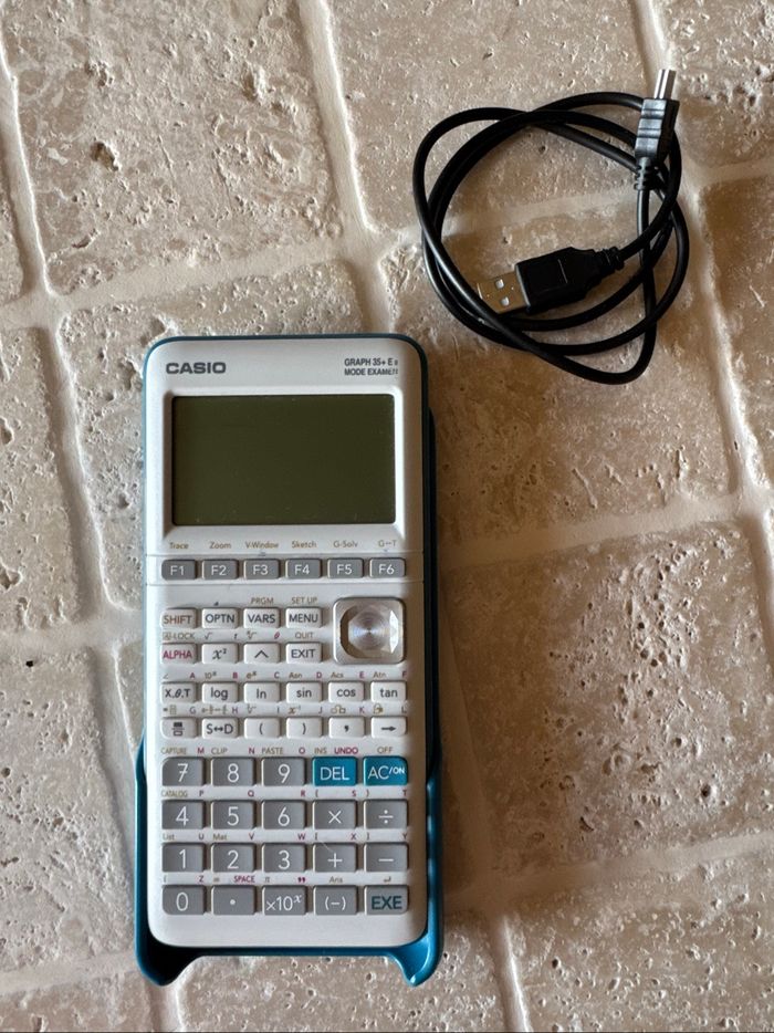 Calculatrice casio graph 35+E II - photo numéro 2
