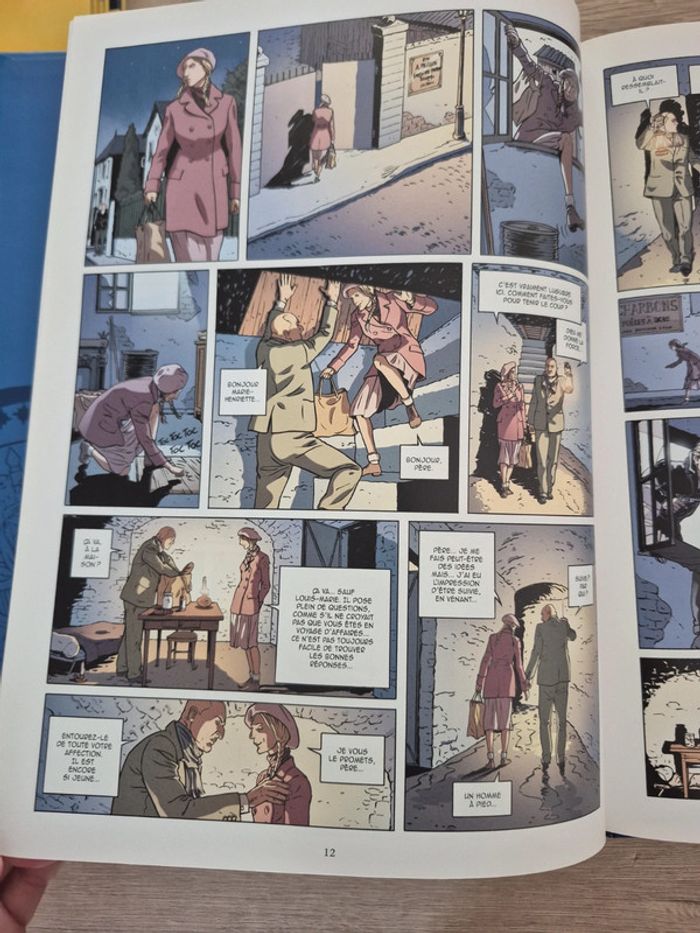 Lot de 3 bandes dessinées Les mystères de la troisième république - photo numéro 4