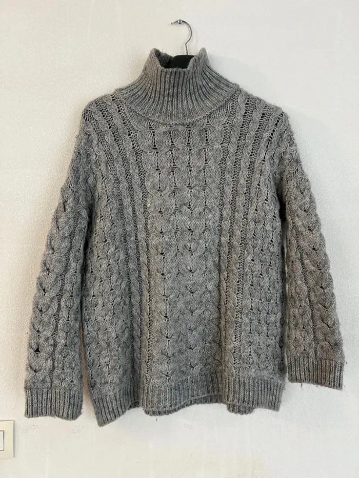 Pull gris - photo numéro 2