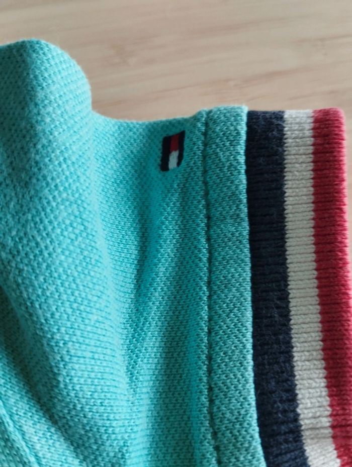 Polo tommy Hilfiger taille 86cm - photo numéro 4