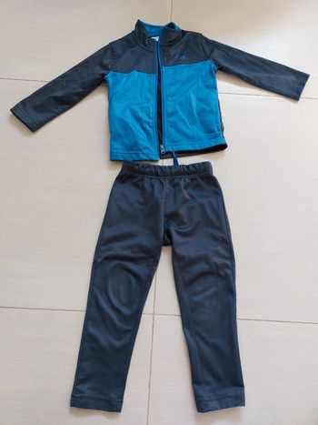 Ensemble jogging/survêtement