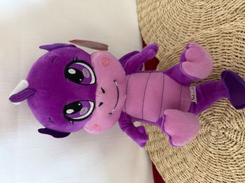 Caravan Softoys Adorable Bébé Dragon Violet Ailé ​​en Peluche 