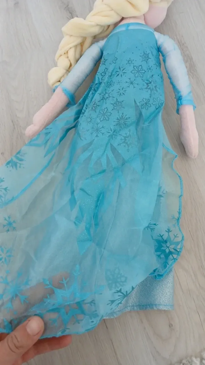 Peluche Elsa Disneyland Paris - photo numéro 5
