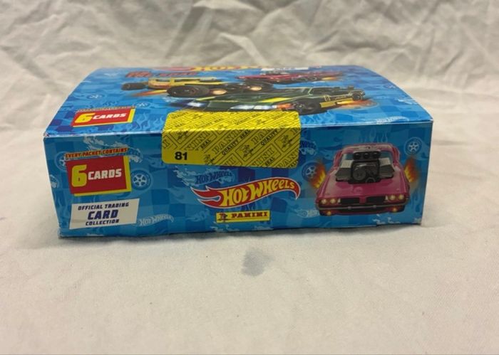 Box 24 boosters cartes à collectionner Hotwheels on the Road - photo numéro 2