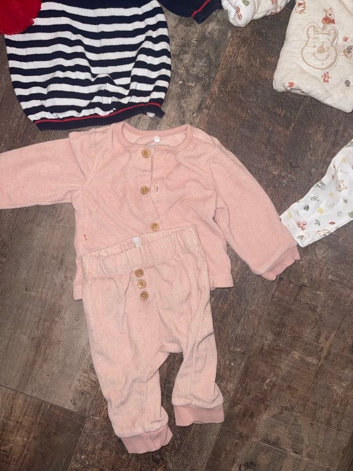 Lot ensemble 3 mois - photo numéro 2