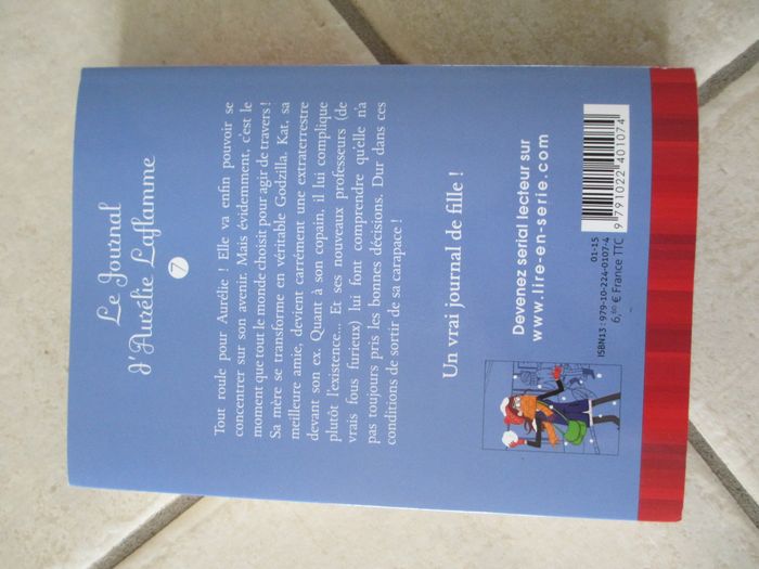 Roman enfant Le Journal d’Aurélie Laflamme – Tome 7 « Plein de secrets » - photo numéro 2