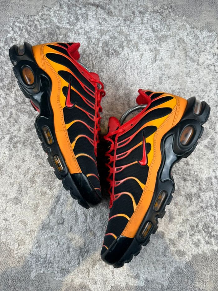 nike air max volcano