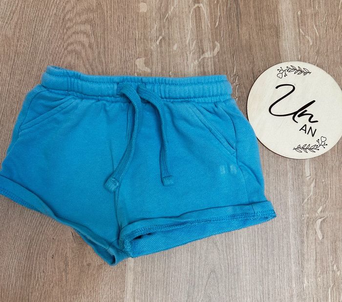 Short bleu bébé garçon