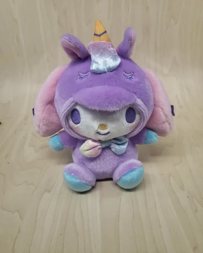 Petite peluche Sanrio My Melody Licorne : violette