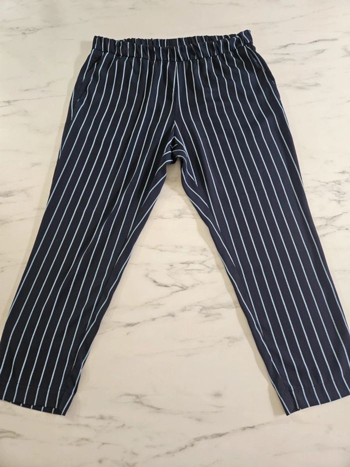 H&M pantalon à lignes taille 44 - photo numéro 2