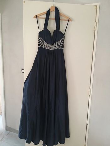 Robe de soirée avec des perles taille 38