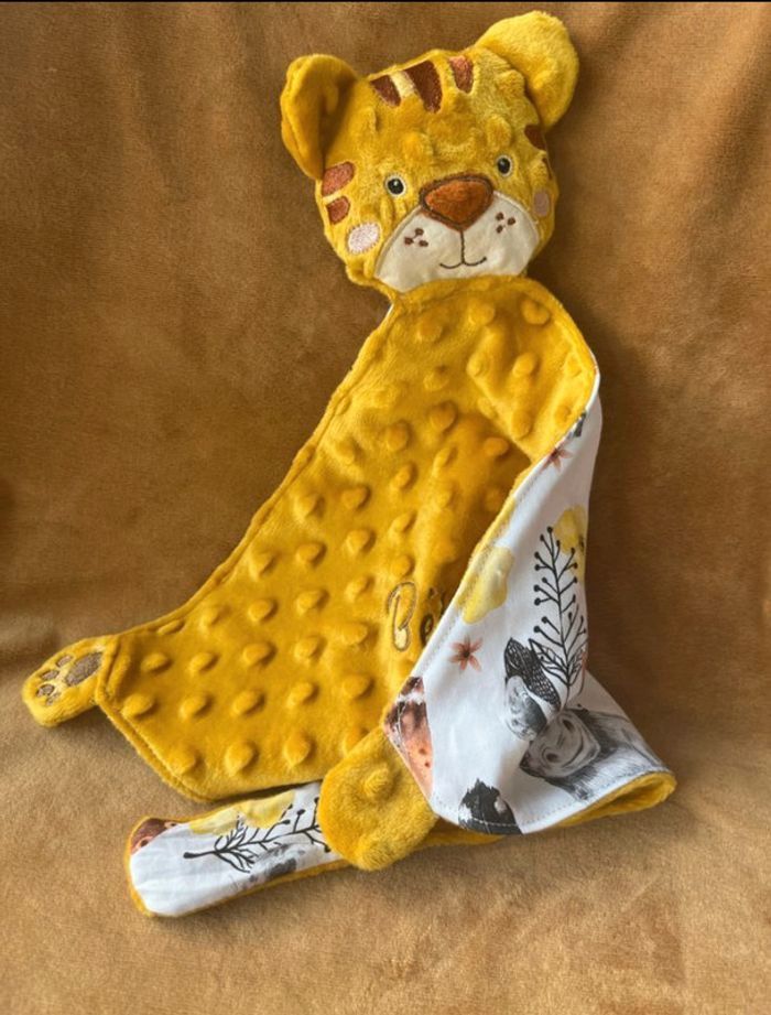 Doudou tigre brodé neuf - photo numéro 8