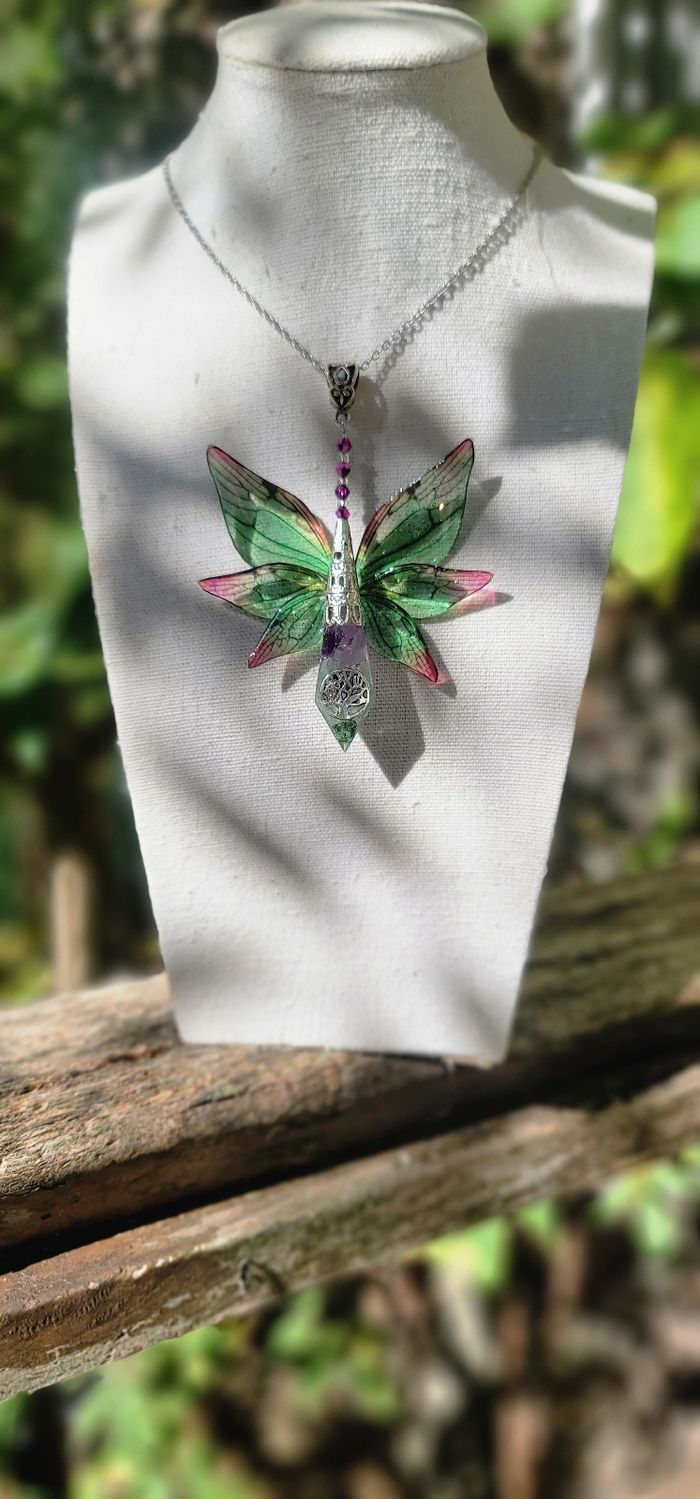 Collier Sagesse et Sérénité pendentif elfique aile papillon - photo numéro 3