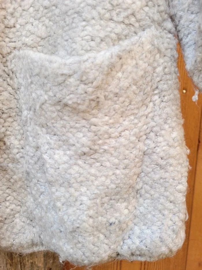 Manteau à capuche en Alpaga, Zara collection hiver, chaud, gris clair et crème, tout doux, 10 ans - photo numéro 4