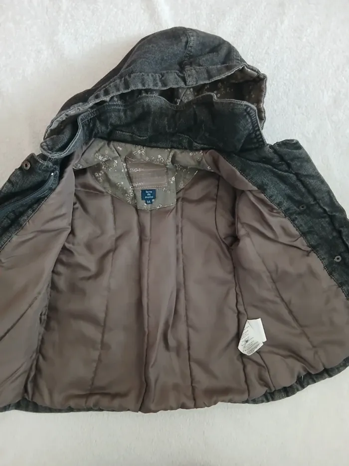 Joli manteau légèrement cintré 3 ans - photo numéro 4