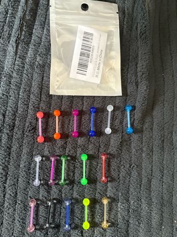 Piercing langue neuf