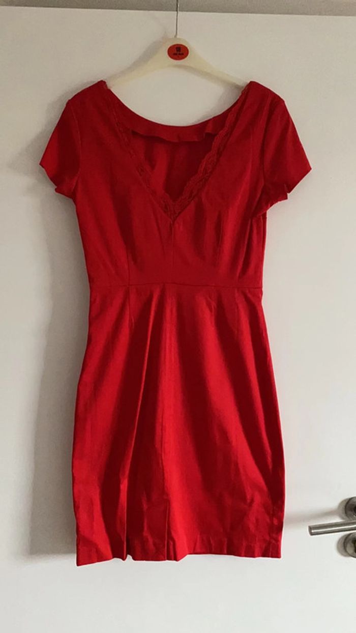 Robe rouge - photo numéro 2