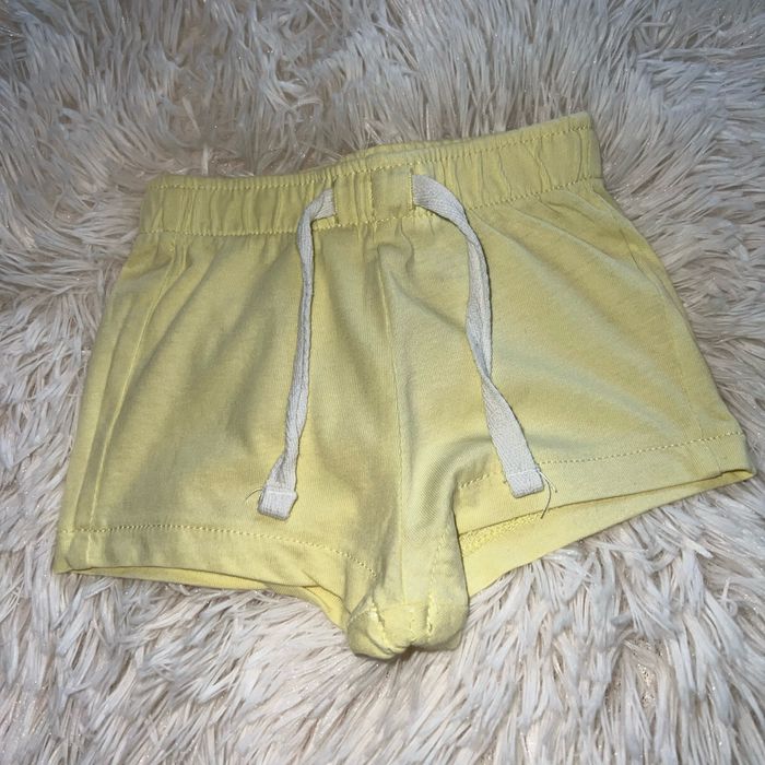 Short 3 mois