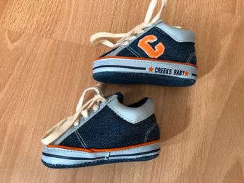 Jolie paire de chaussures/baskets Creeks T. 16-17 garçon TBE