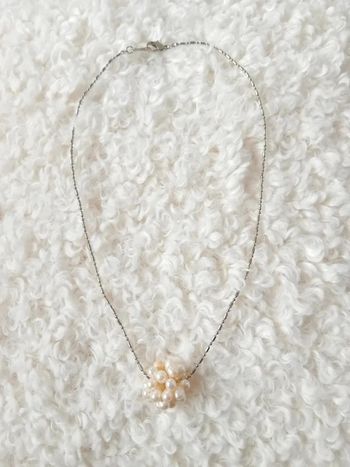 Collier chaine pendentif perles neuf