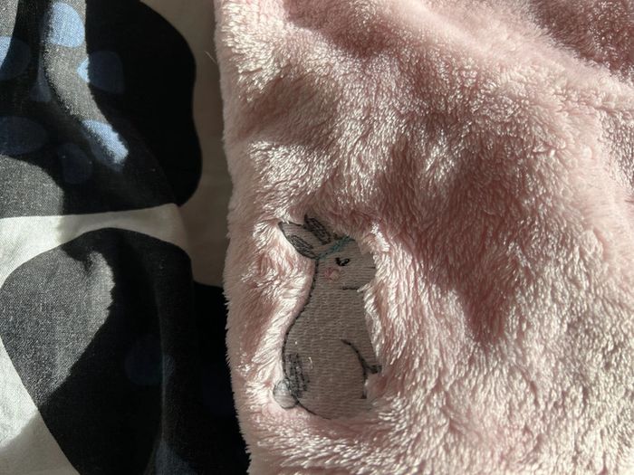 Peignoir / veste de nuit rose lapin sergent major 24 mois / 3 ans - photo numéro 2