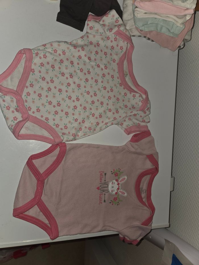 Lot 3 mois - photo numéro 4