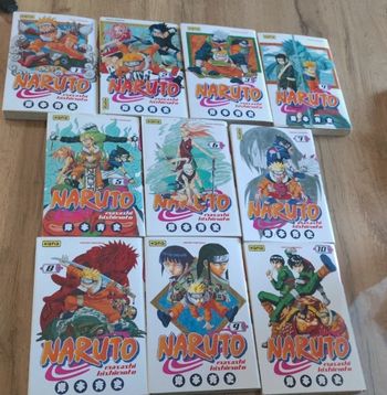 Lot de 9 mangas naruto