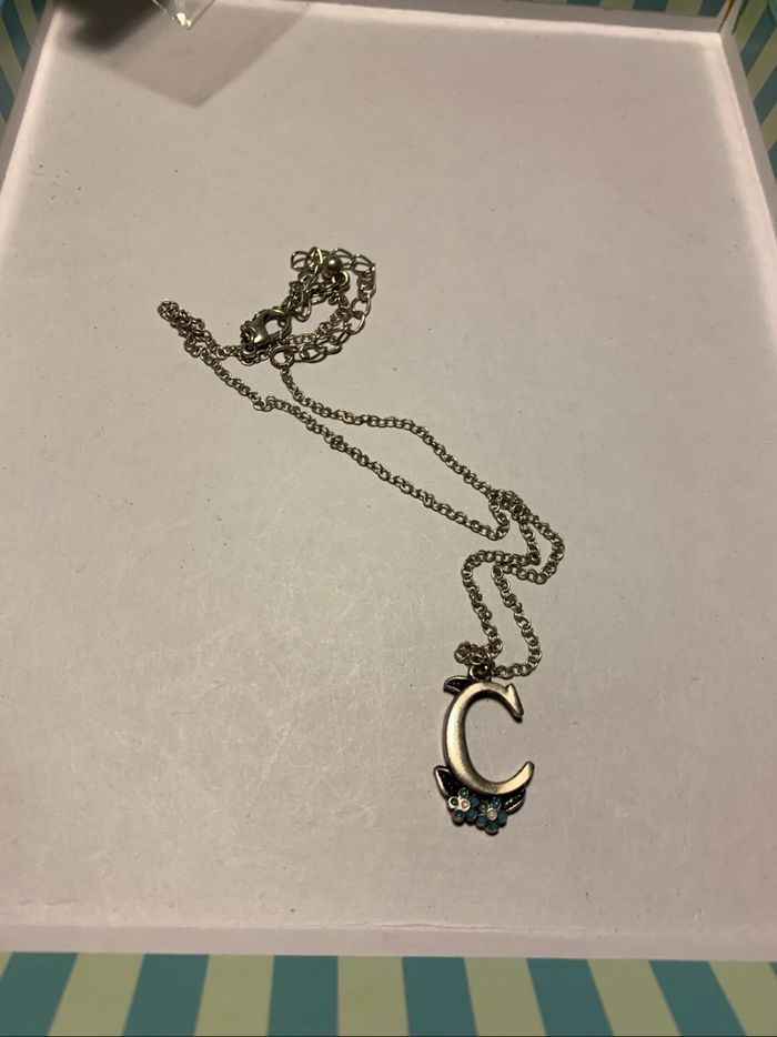 Collier initiale C - photo numéro 2