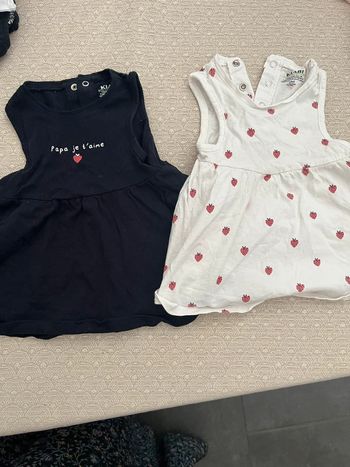Lot 2 robes bébé fille