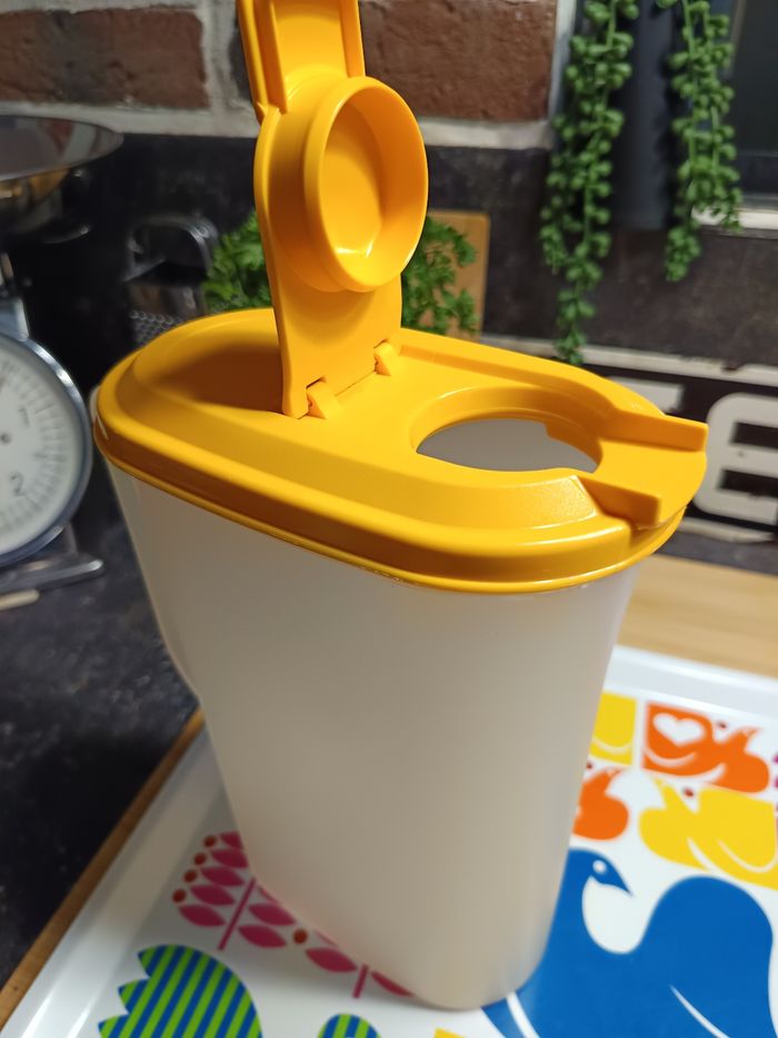 Pichet Tupperware 2 litres