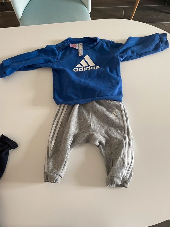 Ensemble adidas