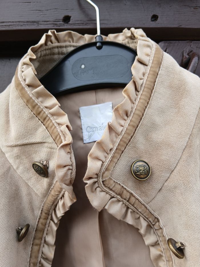 Veste cintrée imitation daim avec dentelles - photo numéro 3