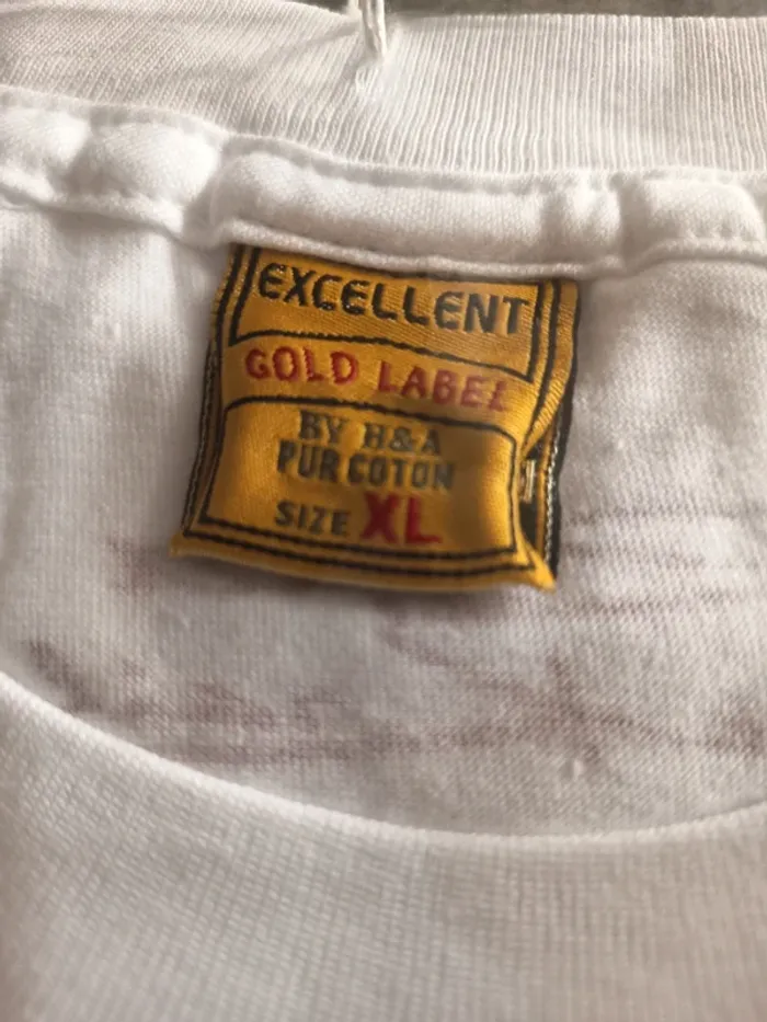 T-shirt taille xl gold label - photo numéro 2