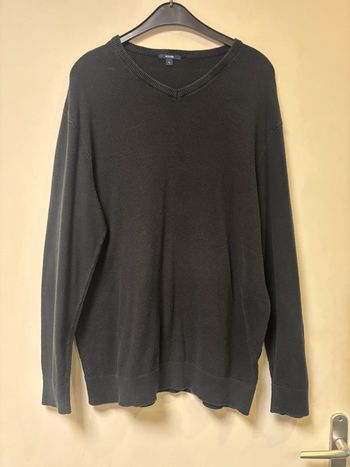 Pull noir Kiabi taille XL