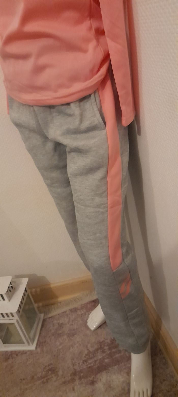 Ensemble sport fille 10ans - photo numéro 7