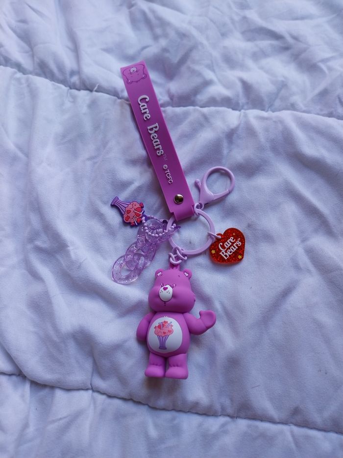 Porte-clés bisounours violet milkshake