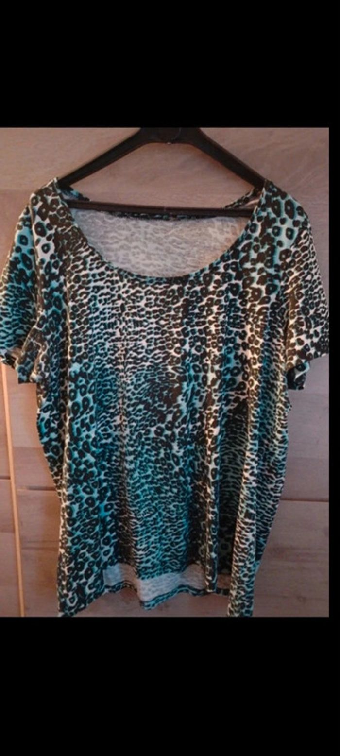 Lot de 2 tee shirt, tunique taille 42 - photo numéro 2