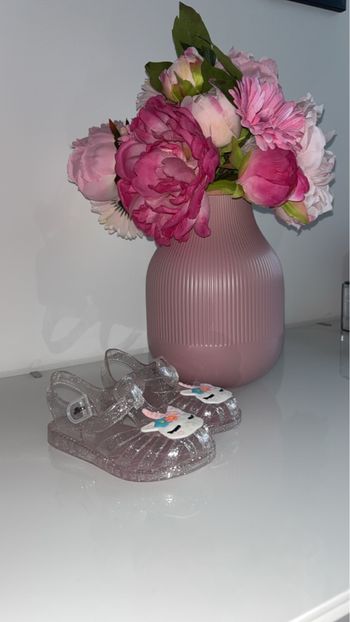 Sandales plage • Pointure 24.