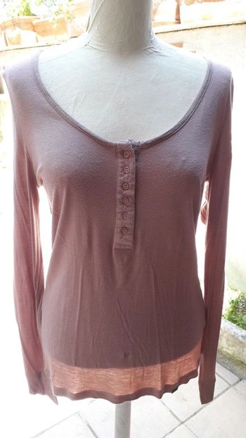 Tee-Shirt col tunisien, cordon et petit décolleté au dos