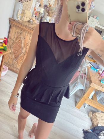 Robe femme noir et décolleté transparent