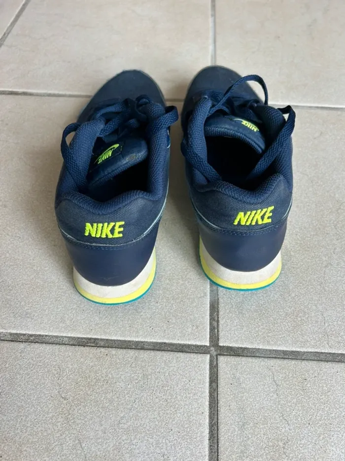 Baskets Nike MD Runner 2 - photo numéro 10