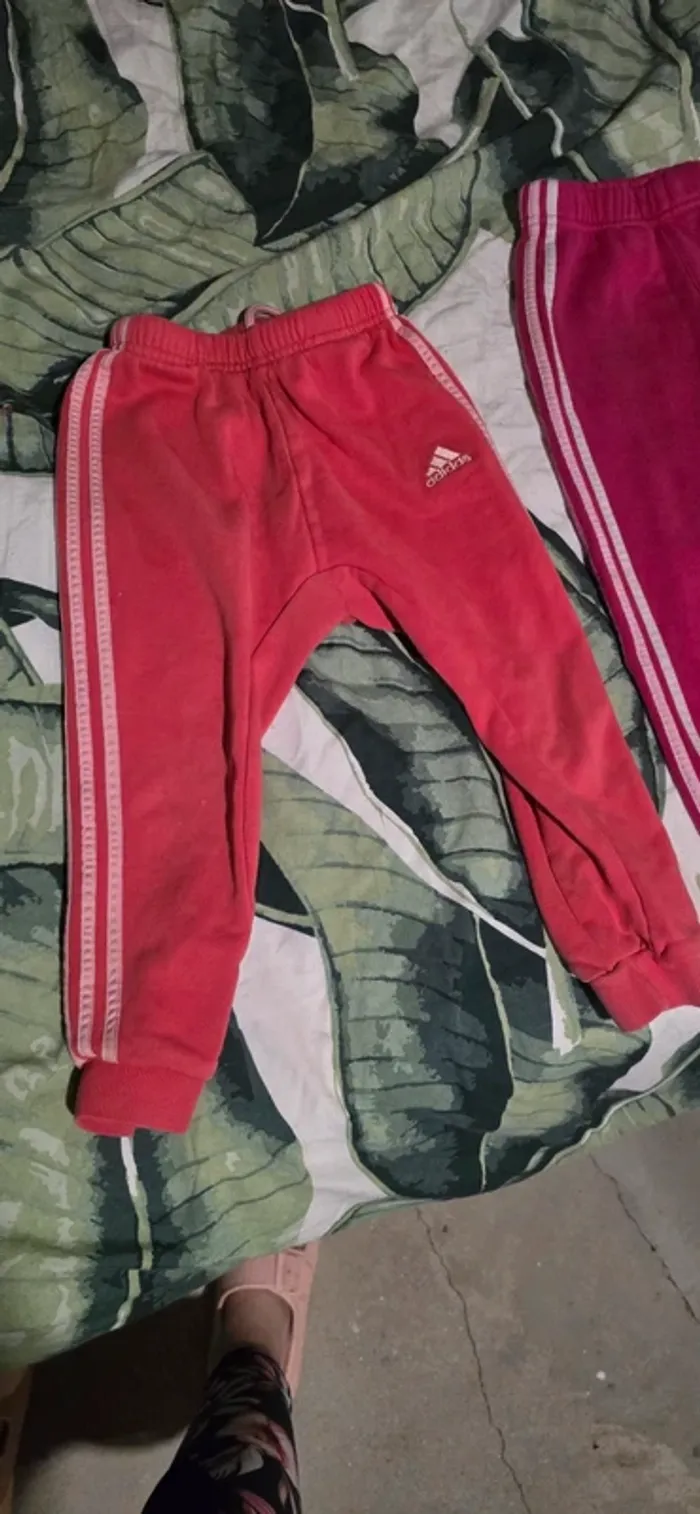 Lot joggings adidas - photo numéro 3
