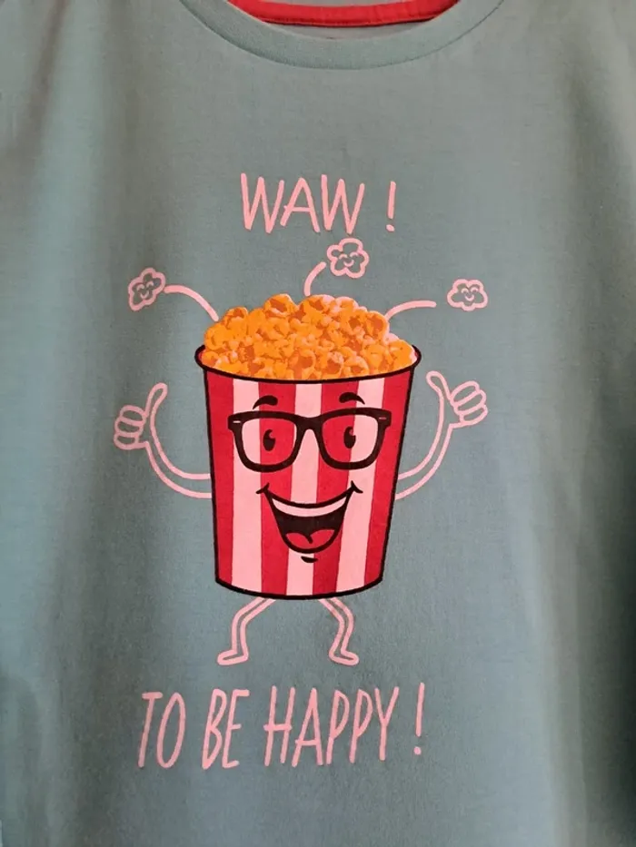 T-shirt garçon 5 ans ML U essentiel turquoise comme neuf - photo numéro 4