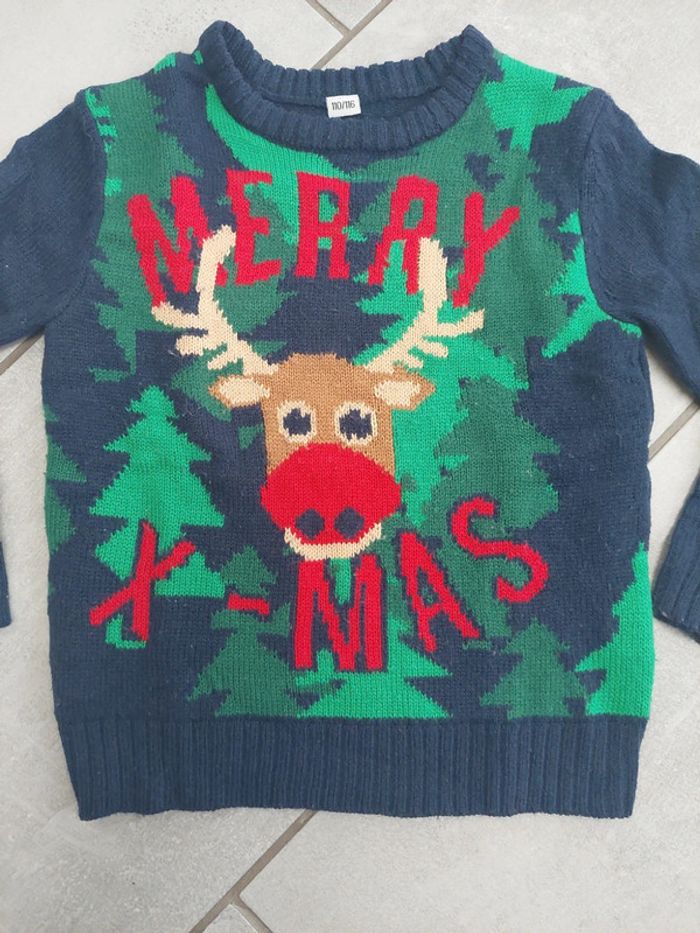 Pull de Noël 110/116cm - photo numéro 2